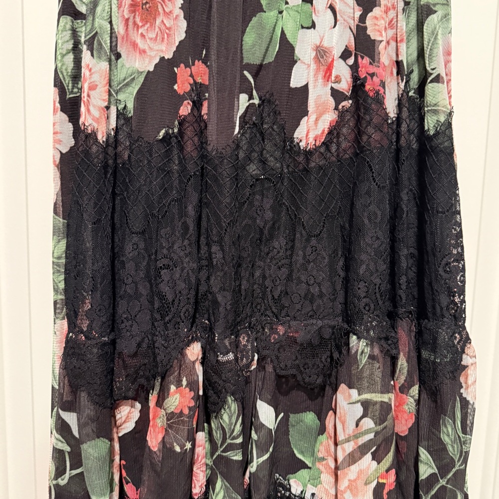 Elegant Black Floral Maxi Skirt - Picture 6 of 14